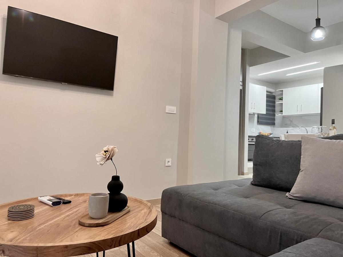 Panos'S Home نافبليو المظهر الخارجي الصورة